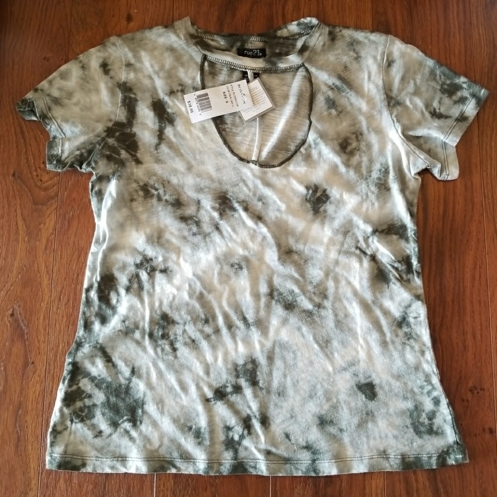 Rue21 Tee